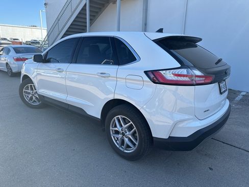 Used 2024 Ford Edge SEL w/ Convenience Package image 1