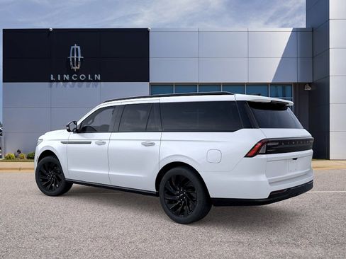 New 2026 Lincoln Navigator L Reserve w/ Jet Appearance Package image 4