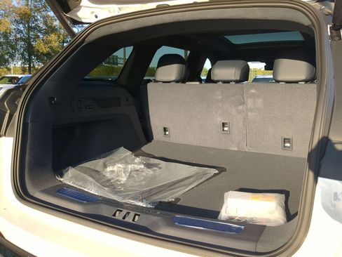 New 2026 Lincoln Nautilus Black Label image 23