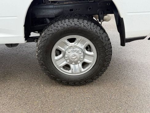 Used 2022 RAM 2500 Tradesman w/ Chrome Appearance Group image 25