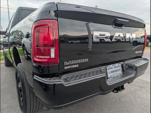 Used 2025 RAM 2500 Laramie image 19