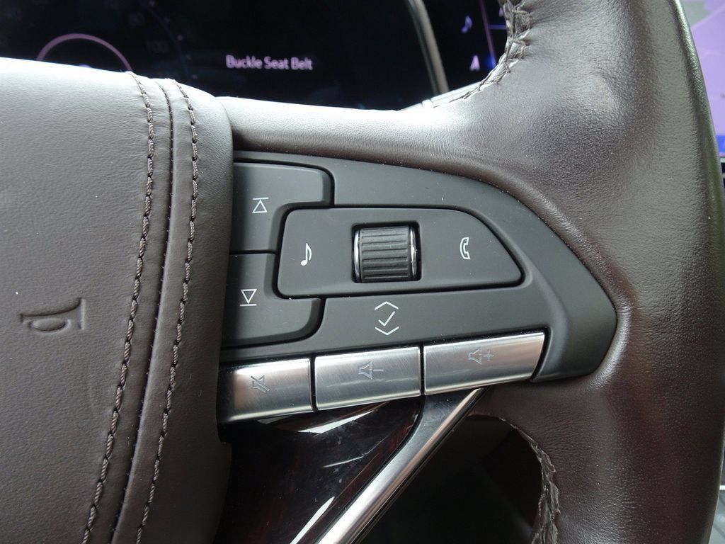 Certified 2023 Cadillac Escalade ESV Sport Platinum w/ LPO, ONYX Package AWD/4WD image 22