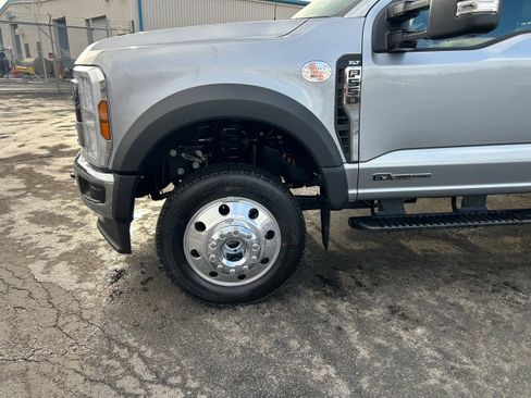New 2026 Ford F550 4x4 Supercab Super Duty w/ XLT Value Package image 19