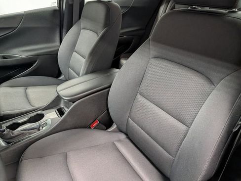 Used 2024 Chevrolet Malibu LT w/ Midnight Edition image 9