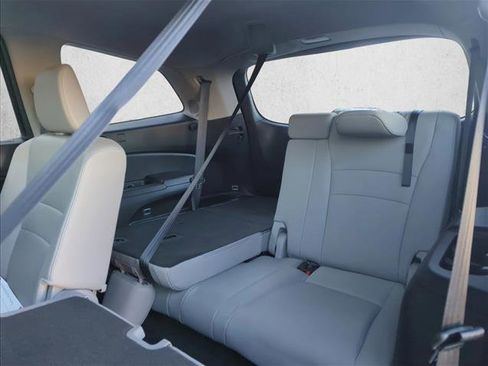 Used 2016 Honda Pilot Touring image 26