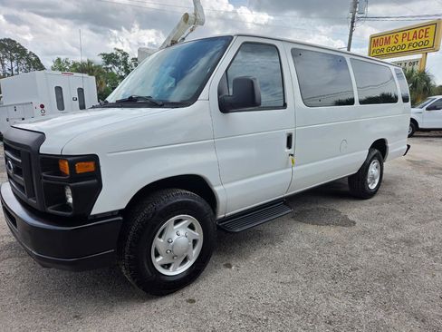 Used 2012 Ford E-350 and Econoline 350 XL w/ PWR Windows & Locks Group image 3