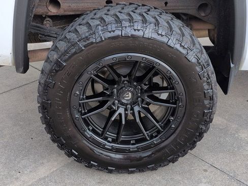 Used 2018 GMC Sierra 1500 SLT image 27