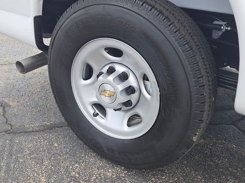 New 2025 Chevrolet Express 2500 w/ Driver Convenience Package image 9