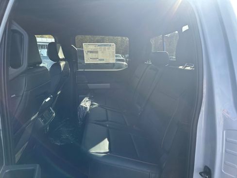 New 2025 Ford F150 Lariat w/ Equipment Group 501A Mid image 15