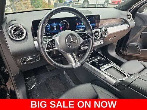 Used 2025 Mercedes-Benz GLB 250 image 16
