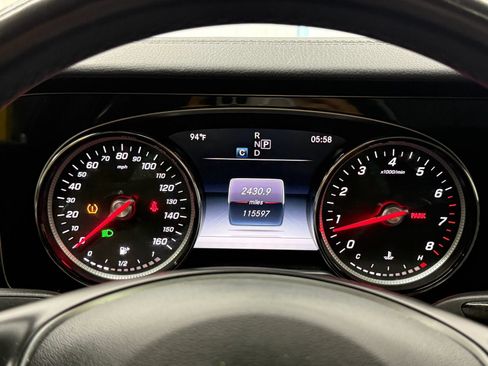 Used 2017 Mercedes-Benz E 300 4MATIC image 30