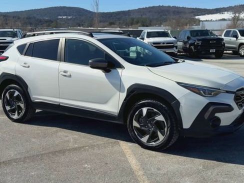 Used 2024 Subaru Crosstrek 2.5i Limited image 2