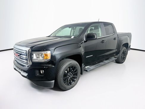Used 2015 GMC Canyon SLE RWD image 3