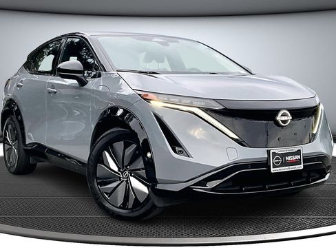 Used 2024 Nissan Ariya AWD image 1