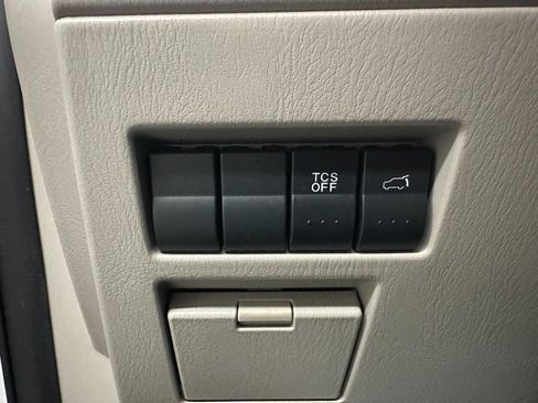 Used 2012 MAZDA CX-9 Touring w/ Moonroof & Bose Audio Pkg image 19