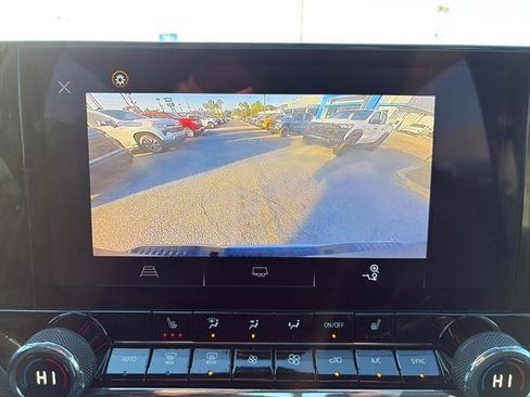 Used 2023 Chevrolet Colorado LT w/ LT Convenience Package II image 21