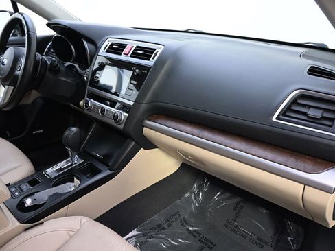 Used 2015 Subaru Outback 2.5i Limited image 15