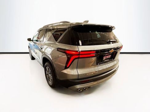 New 2026 Chevrolet Traverse LT w/ LPO, Floor Liner Package AWD/4WD image 8
