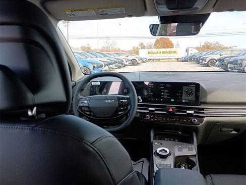 Certified 2026 Kia Sportage EX image 15