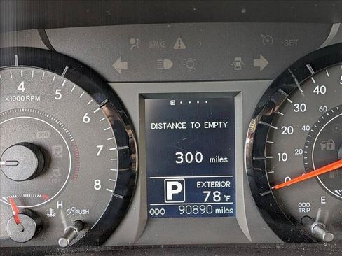 Used 2015 Toyota Sienna LE FWD image 10