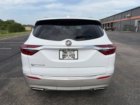 Used 2020 Buick Enclave Essence AWD/4WD image 4