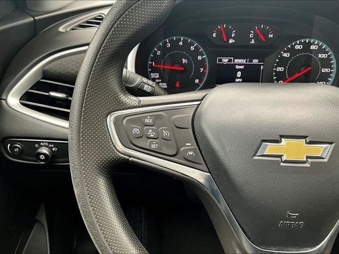 Used 2024 Chevrolet Malibu LT FWD image 12