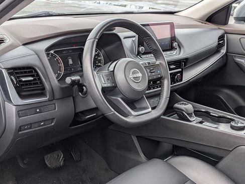 Used 2022 Nissan Rogue SV w/ SV Premium Package AWD/4WD image 9