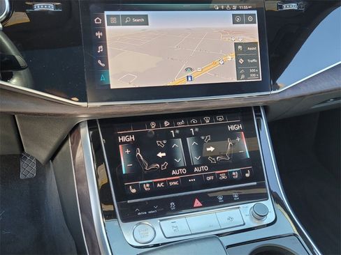 Used 2019 Audi Q8 Prestige image 17