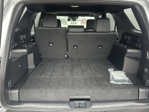 Used 2025 Toyota 4Runner TRD Off-Road Premium image 10