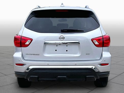 Used 2020 Nissan Pathfinder SV FWD image 5