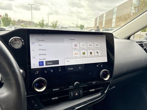 Used 2023 Lexus NX 350h AWD w/ Vision Package image 23