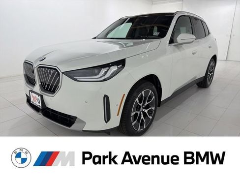 Used 2026 BMW X3 xDrive30i w/ Premium Package AWD/4WD image 1