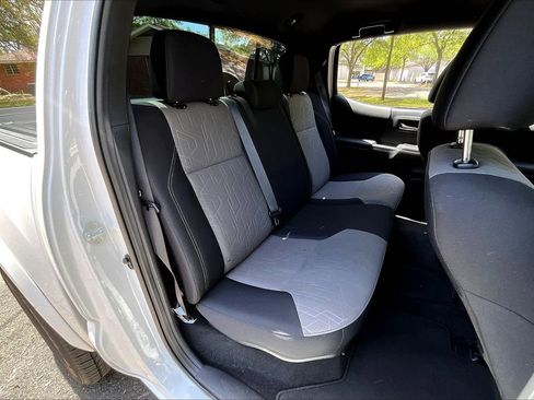 Used 2023 Toyota Tacoma TRD Sport image 22