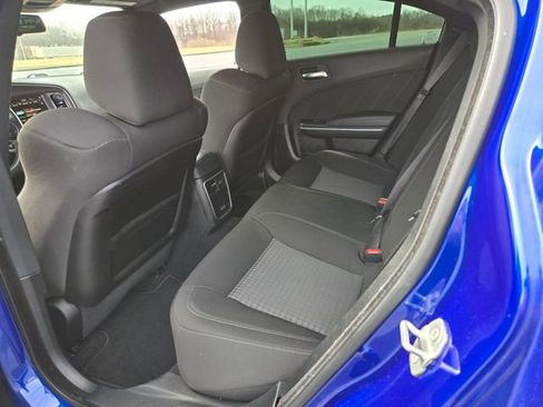 Used 2022 Dodge Charger R/T w/ Performance Handling Group image 8