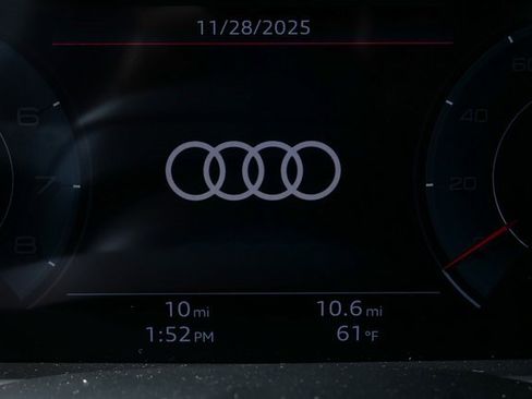 New 2026 Audi Q8 Prestige image 9