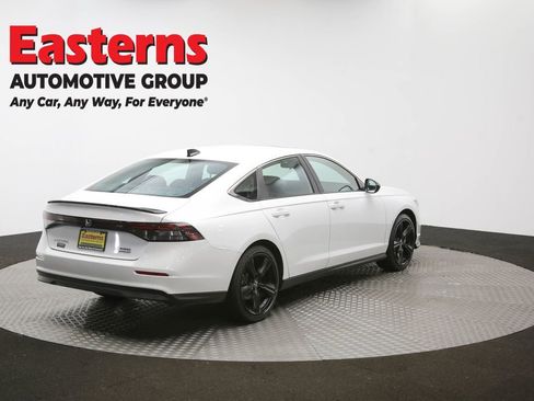 Used 2025 Honda Accord Sport image 40