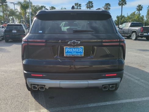 New 2026 Chevrolet Traverse Z71 w/ Enhanced Driving Package image 4