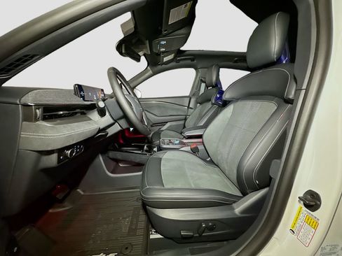 New 2025 Ford Mustang Mach-E GT w/ Interior Protection Package image 18