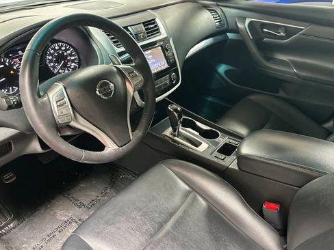 Used 2018 Nissan Altima 2.5 SR w/ SR Special Edition FWD image 11