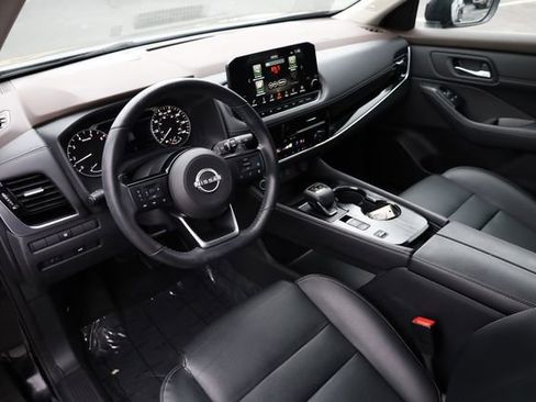 Used 2022 Nissan Rogue SL w/ SL Premium Package image 12