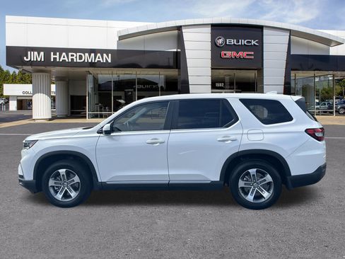 Used 2025 Honda Pilot EX-L image 4