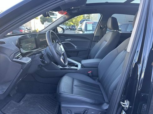Used 2025 Audi Q5 Premium Plus w/ Premium Plus AWD/4WD image 6