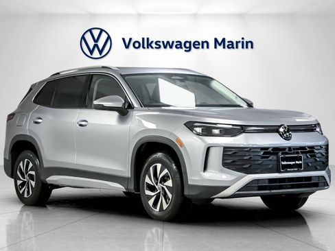 New 2026 Volkswagen Tiguan S image 7