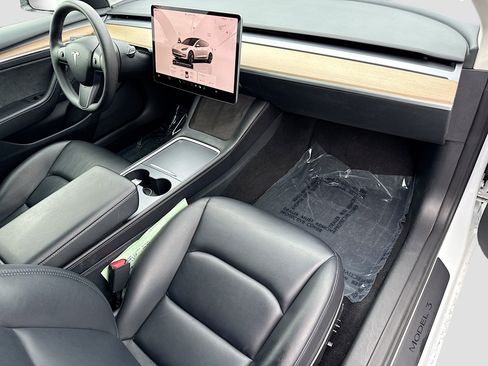 Used 2023 Tesla Model 3 Standard Range RWD image 13