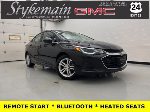 Used 2019 Chevrolet Cruze LT w/ LT Fleet Convenience Package image 1