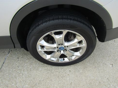 Used 2013 Ford Escape SEL FWD image 10