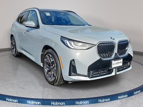 Used 2025 BMW X3 xDrive30i image 4