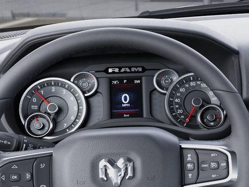 New 2026 RAM 1500 4x4 Crew Cab image 17
