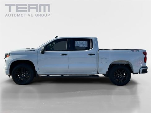New 2026 Chevrolet Silverado 1500 Custom w/ LPO, Dark Essentials Package image 4