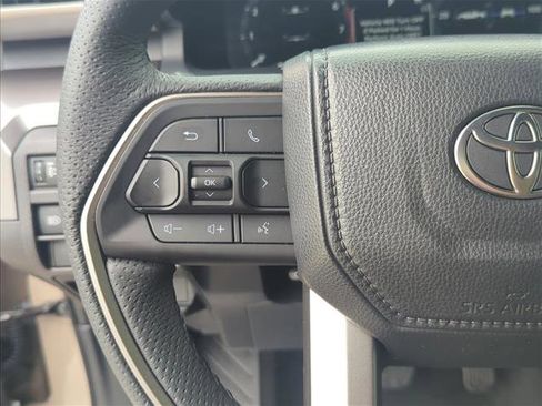 Certified 2026 Toyota Tacoma TRD Off-Road AWD/4WD image 15
